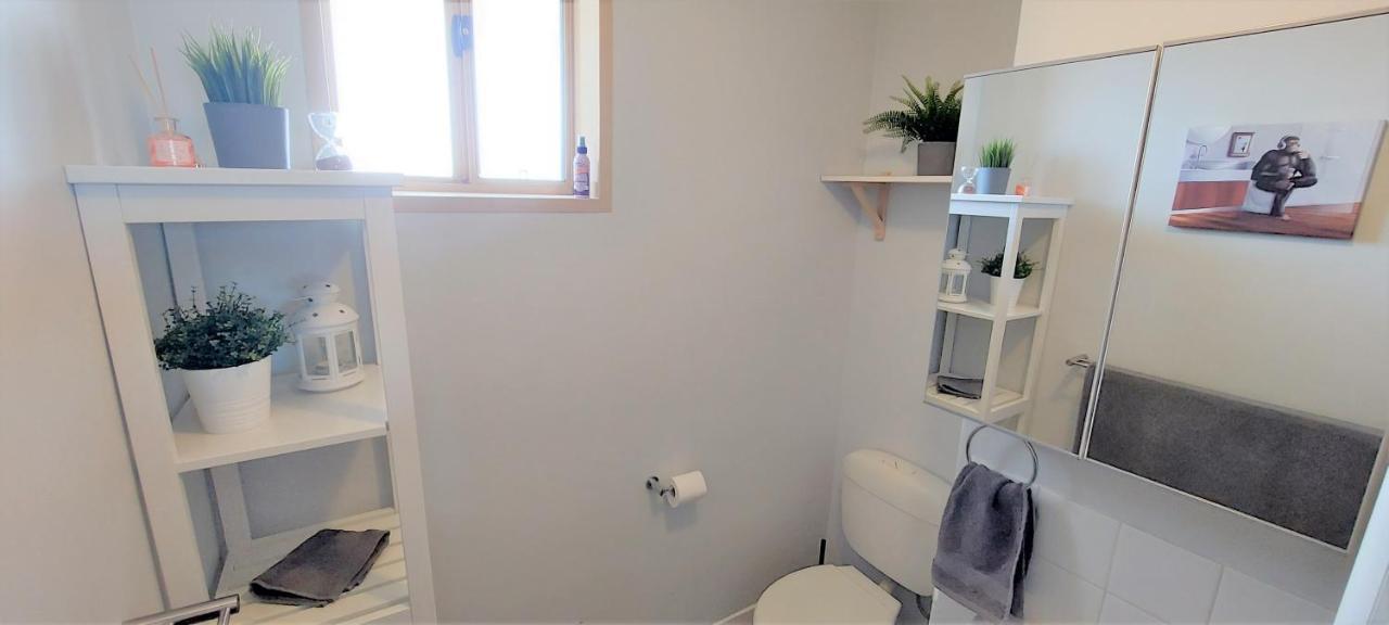 Sky High On Arundel - Central Fremantle Apartment Bagian luar foto